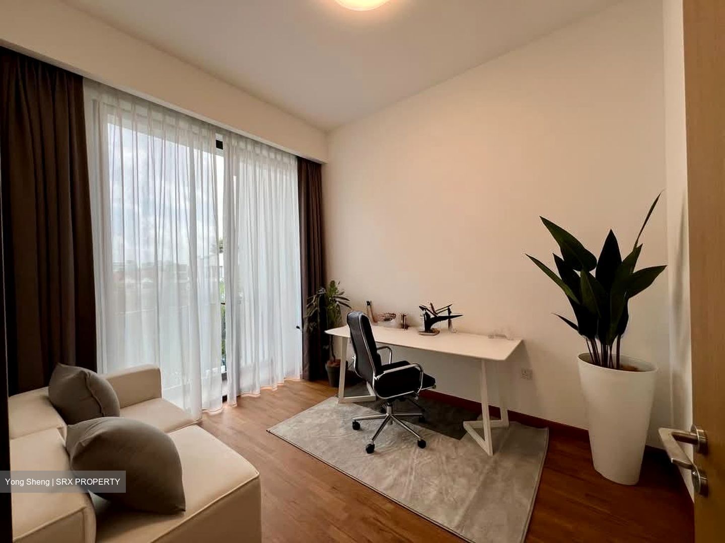 Alana (D28), Terrace #587230371